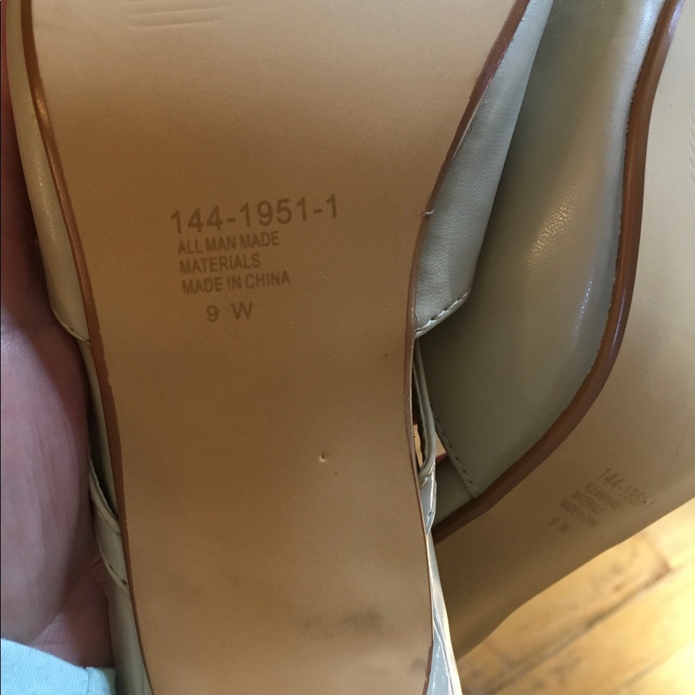 Boston Design Studio Mules - Picture 8 of 8